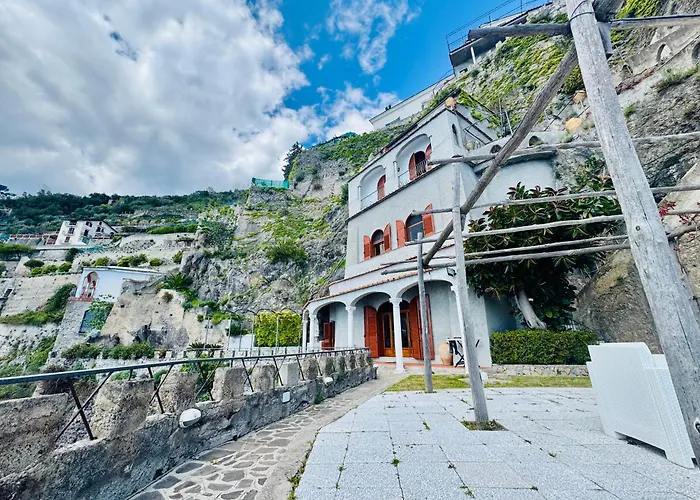 別荘 Idillioravello *